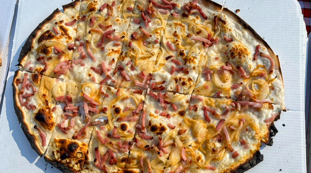 tarte-flambee-lardons-oignons-tradi-pate